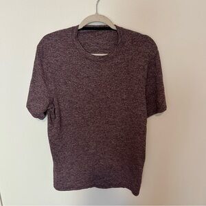 Men's Lululemon Heathered Purple Short Sleeve Workout Top Size medium